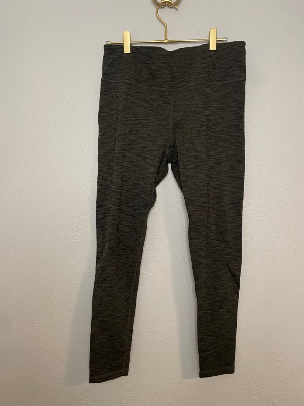 Manduka Women’s Green Heather  Leggings/Yoga Pants/Activewear